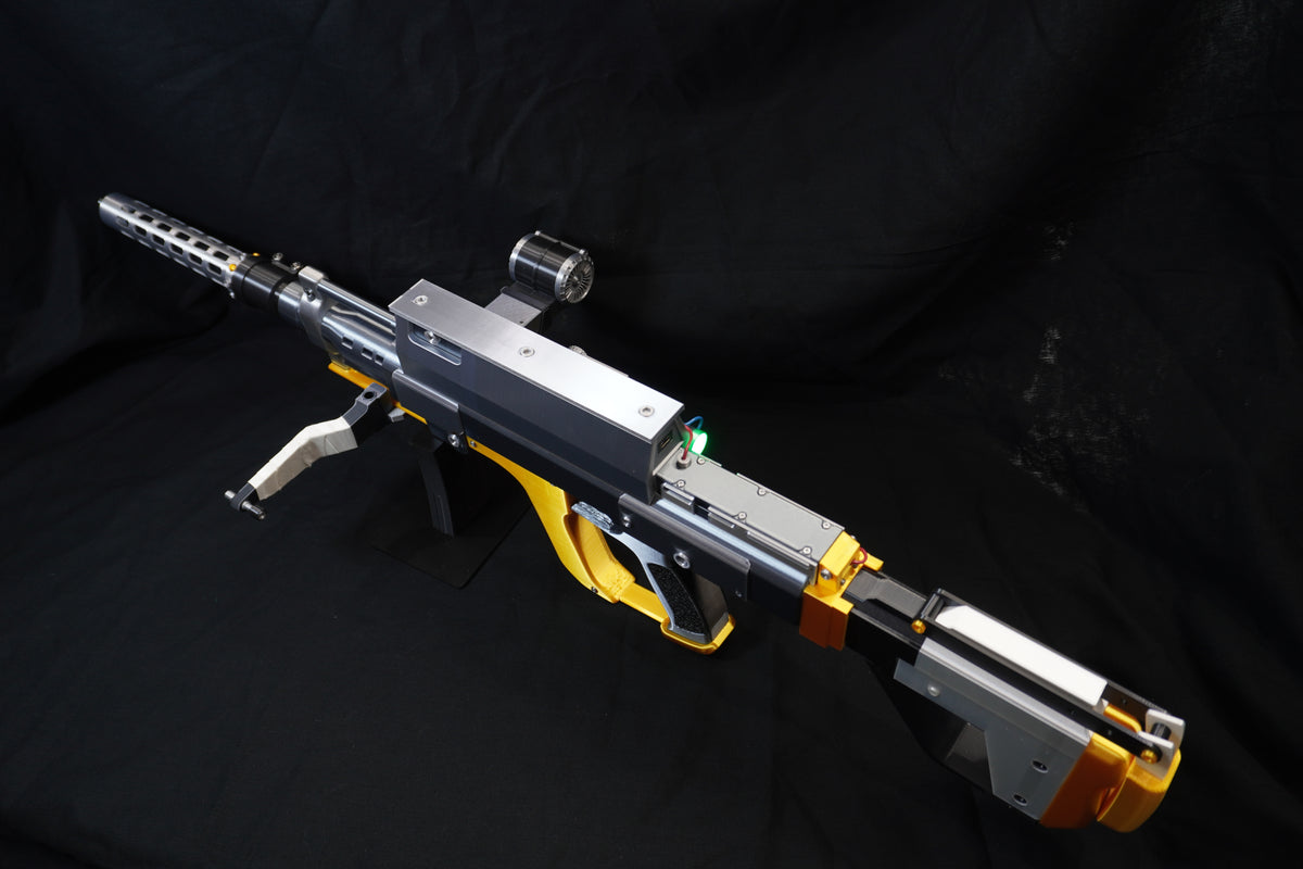 Premium Fully Kitted Golden Bobcat - Arc Raiders Display Prop