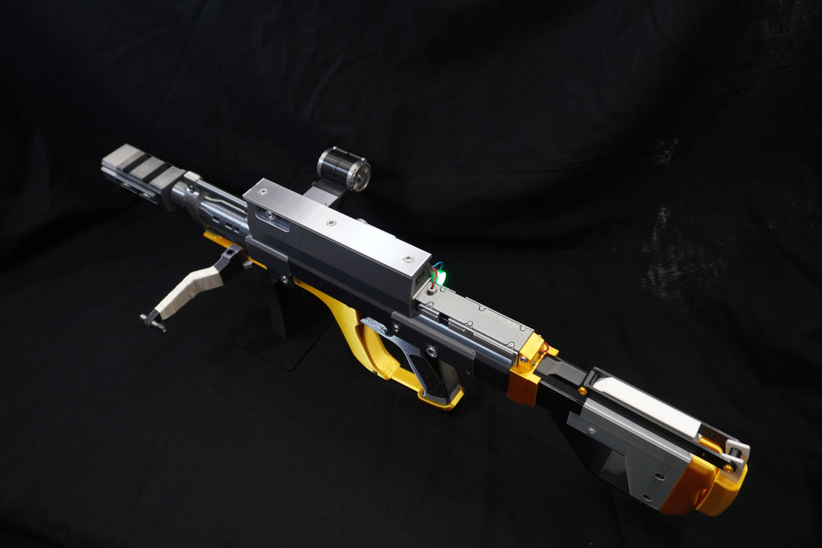 Premium Fully Kitted Golden Bobcat - Arc Raiders Display Prop
