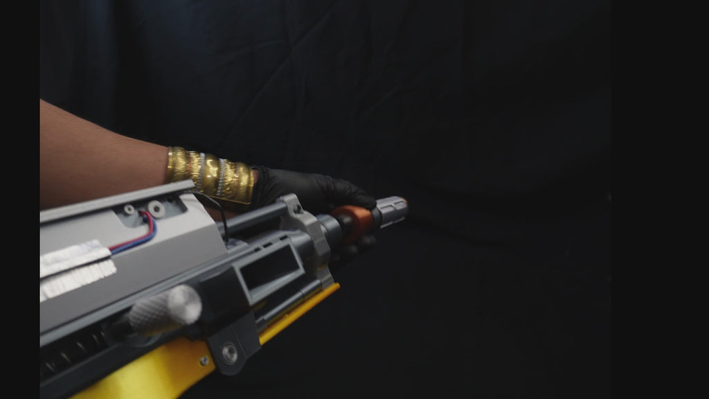 Premium Fully Kitted Golden Bobcat - Arc Raiders Display Prop