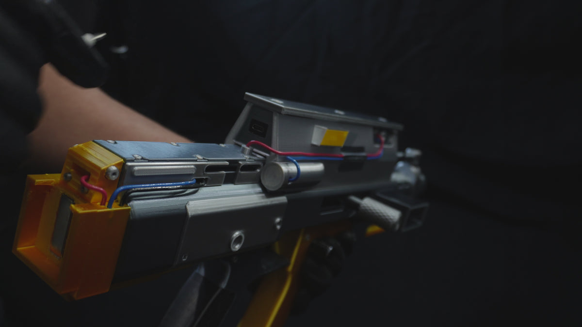 Build your Own Bobcat Premium - Arc Raiders Display Prop
